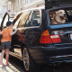 Lange Autofahrten hundefreundlich gestalten